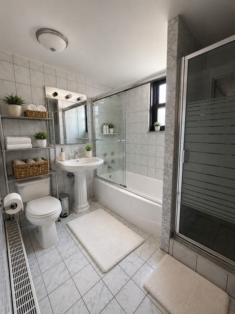 Tiny photo for 6118 N Sheridan Road #501, Chicago, IL 60660 (MLS # 12715990)