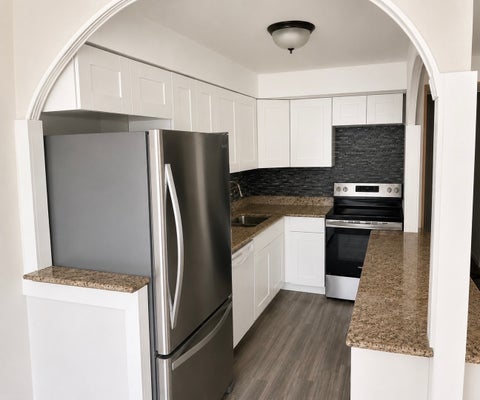 Tiny photo for 6118 N Sheridan Road #501, Chicago, IL 60660 (MLS # 12715990)