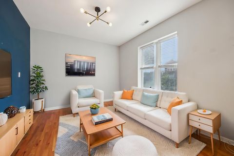 Tiny photo for 4907 N Lawndale Avenue #2, Chicago, IL 60625 (MLS # 12613951)