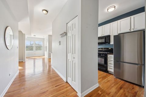 Tiny photo for 4907 N Lawndale Avenue #2, Chicago, IL 60625 (MLS # 12613951)