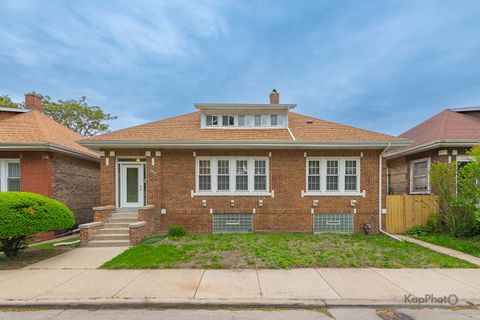 Photo of 7727 S Stewart Avenue, Chicago, IL 60620 (MLS # 12659627)