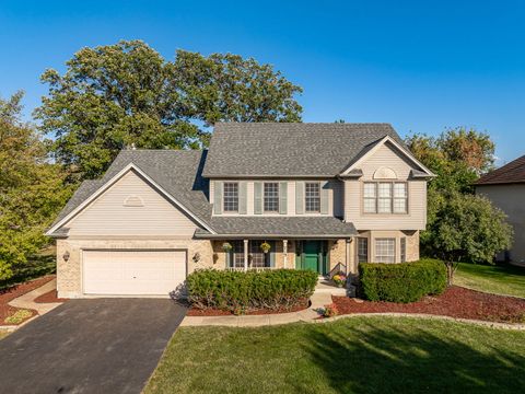 Photo of 719 Pinecreek Drive, North Aurora, IL 60542 (MLS # 12485891)