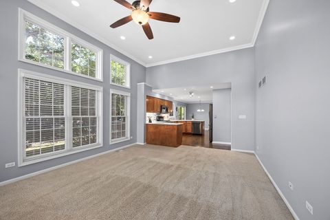 Tiny photo for 719 Pinecreek Drive, North Aurora, IL 60542 (MLS # 12485891)