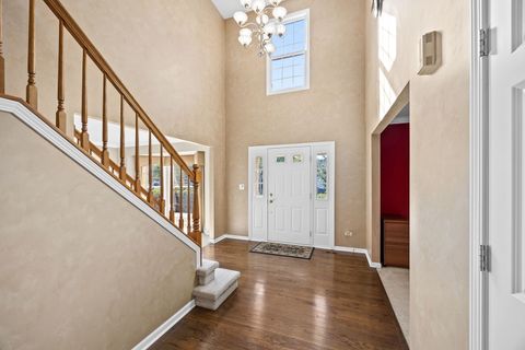 Tiny photo for 719 Pinecreek Drive, North Aurora, IL 60542 (MLS # 12485891)