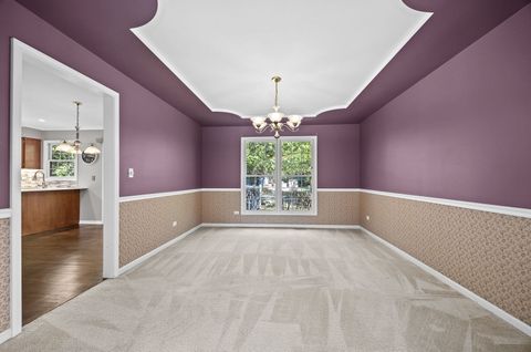 Tiny photo for 719 Pinecreek Drive, North Aurora, IL 60542 (MLS # 12485891)