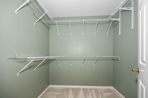 Tiny photo for 719 Pinecreek Drive, North Aurora, IL 60542 (MLS # 12485891)