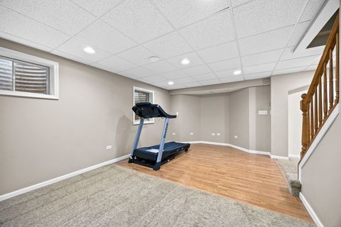 Tiny photo for 719 Pinecreek Drive, North Aurora, IL 60542 (MLS # 12485891)