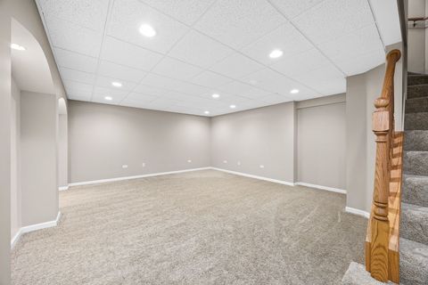 Tiny photo for 719 Pinecreek Drive, North Aurora, IL 60542 (MLS # 12485891)