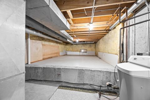 Tiny photo for 719 Pinecreek Drive, North Aurora, IL 60542 (MLS # 12485891)