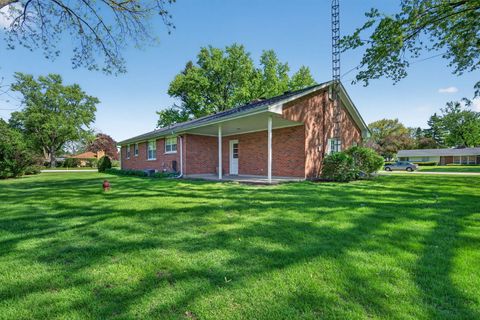 Tiny photo for 2275 Garden Road, Aurora, IL 60506 (MLS # 12635721)
