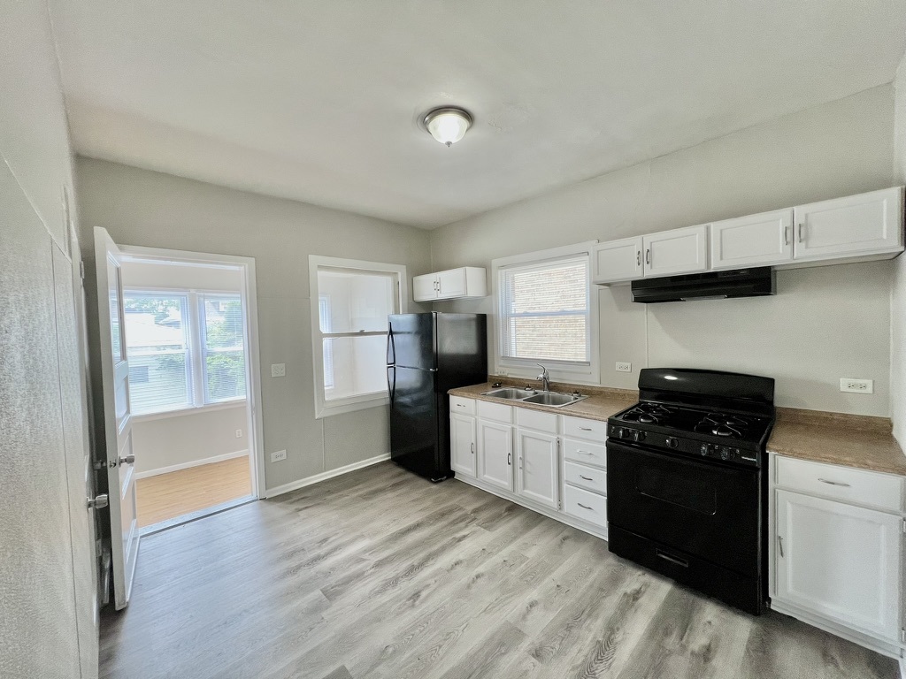1932 S 59TH Avenue