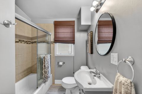 Tiny photo for 4615 W GRACE Street, Chicago, IL 60641 (MLS # 12577652)