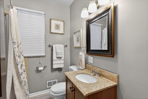 Tiny photo for 4615 W GRACE Street, Chicago, IL 60641 (MLS # 12577652)