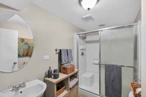 Tiny photo for 4615 W GRACE Street, Chicago, IL 60641 (MLS # 12577652)