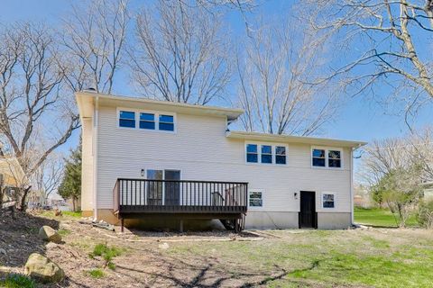 Tiny photo for 123 Kainer Avenue, Barrington, IL 60010 (MLS # 12553710)