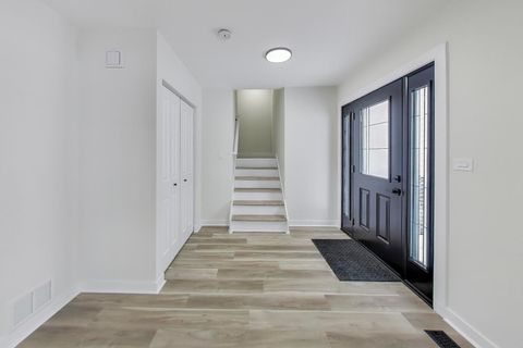 Tiny photo for 123 Kainer Avenue, Barrington, IL 60010 (MLS # 12553710)