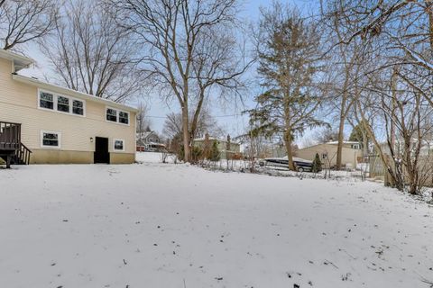 Tiny photo for 123 Kainer Avenue, Barrington, IL 60010 (MLS # 12553710)