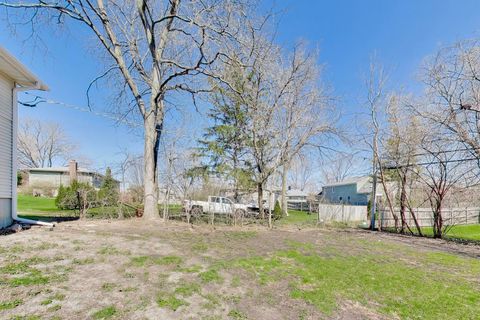Tiny photo for 123 Kainer Avenue, Barrington, IL 60010 (MLS # 12553710)