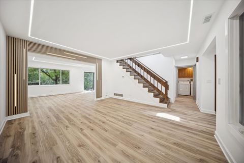 Tiny photo for Crystal Lake, IL 60014 (MLS # 12632477)