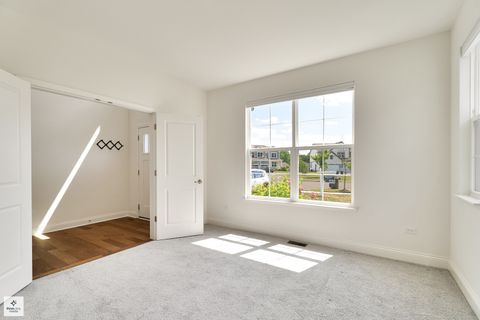 Tiny photo for 1170 Overhill Court, Crystal Lake, IL 60012 (MLS # 12417738)