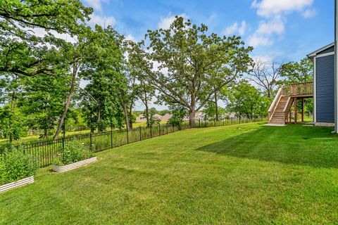 Tiny photo for 1170 Overhill Court, Crystal Lake, IL 60012 (MLS # 12417738)