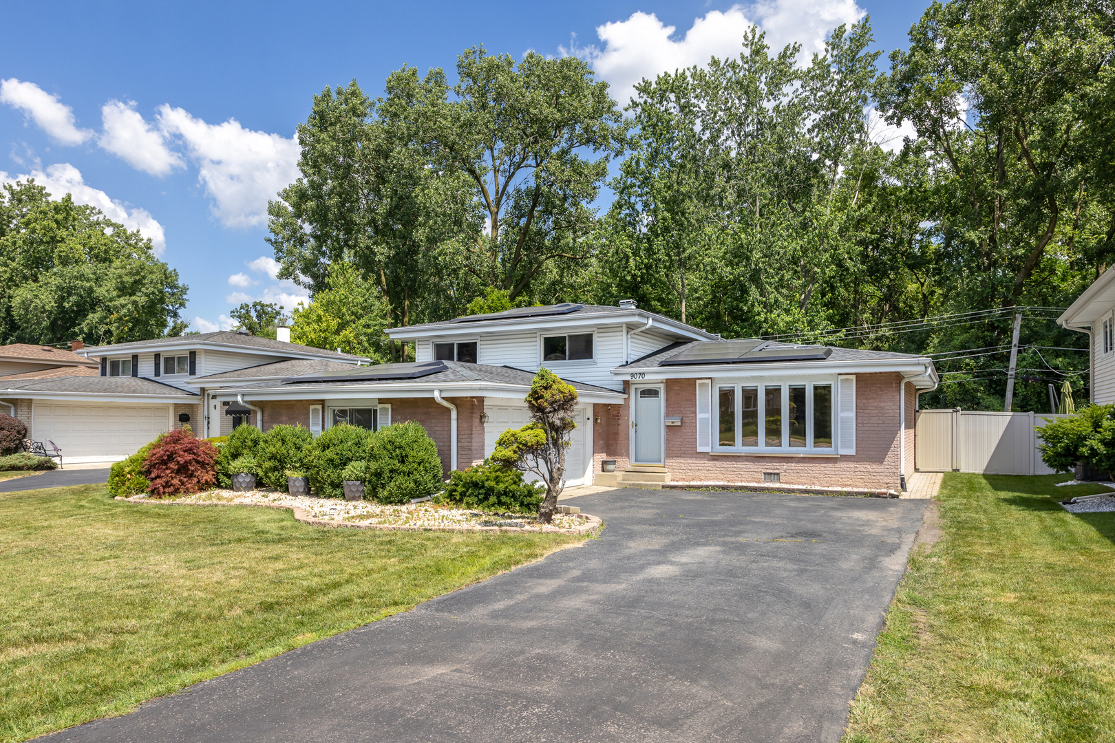 9070 Shady Lane