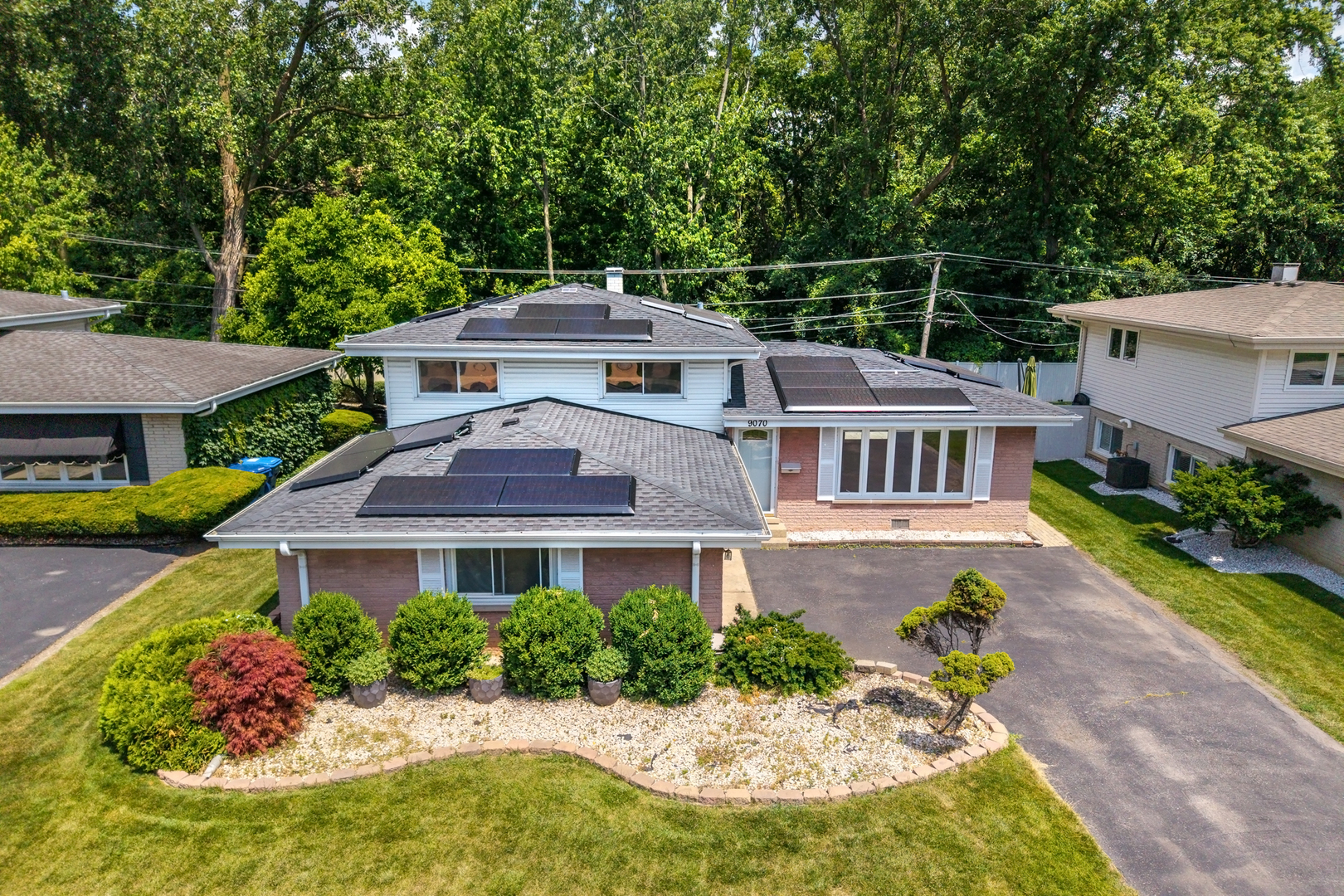 9070 Shady Lane