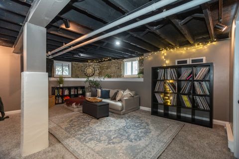 Tiny photo for 415 N HARVEY Avenue, Oak Park, IL 60302 (MLS # 12548261)