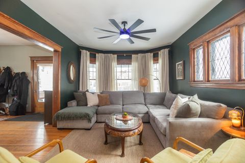 Tiny photo for 415 N HARVEY Avenue, Oak Park, IL 60302 (MLS # 12548261)