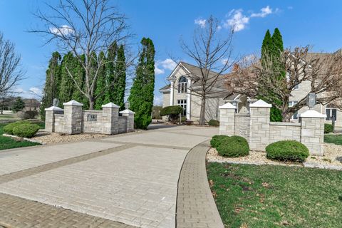 Tiny photo for 15 Terra Vita Court, South Barrington, IL 60010 (MLS # 12609214)