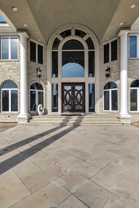 Tiny photo for 15 Terra Vita Court, South Barrington, IL 60010 (MLS # 12609214)