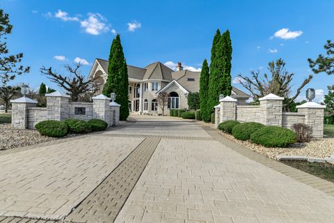 Tiny photo for 15 Terra Vita Court, South Barrington, IL 60010 (MLS # 12609214)
