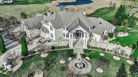 Photo of 15 Terra Vita Court, South Barrington, IL 60010 (MLS # 12609214)
