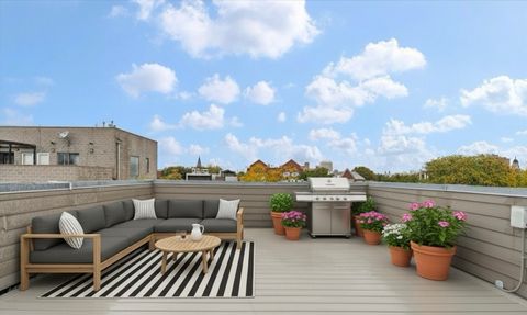 Tiny photo for 1638 W ONTARIO Street, Chicago, IL 60622 (MLS # 12518964)