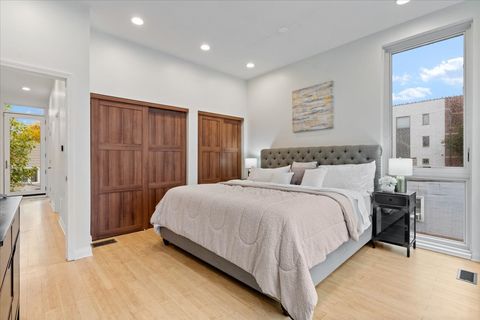 Tiny photo for 1638 W ONTARIO Street, Chicago, IL 60622 (MLS # 12518964)