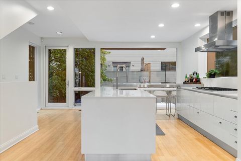 Tiny photo for 1638 W ONTARIO Street, Chicago, IL 60622 (MLS # 12518964)