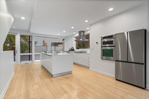 Tiny photo for 1638 W ONTARIO Street, Chicago, IL 60622 (MLS # 12518964)