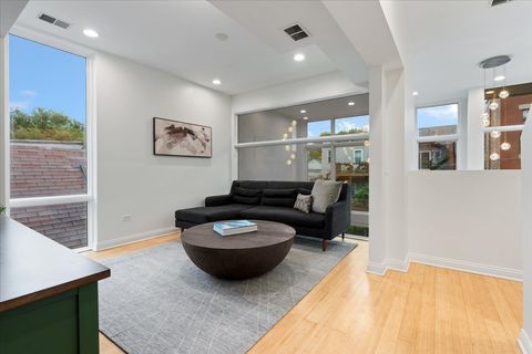 Tiny photo for 1638 W ONTARIO Street, Chicago, IL 60622 (MLS # 12518964)