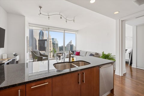 Tiny photo for 401 N Wabash Avenue #31i, Chicago, IL 60611 (MLS # 12660435)