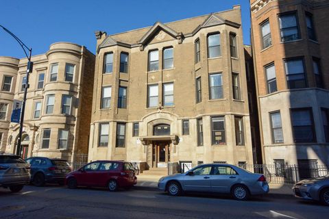 906 W Montrose Avenue 3 Chicago IL 60613