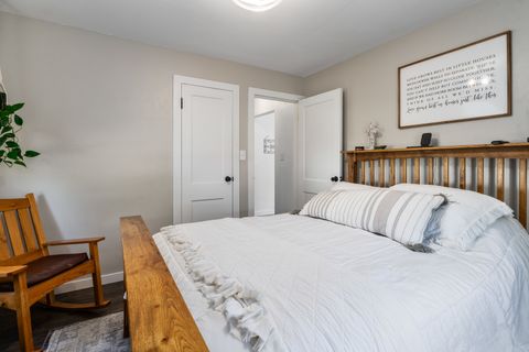 Tiny photo for 1126 Sanger Street, Ottawa, IL 61350 (MLS # 12454450)