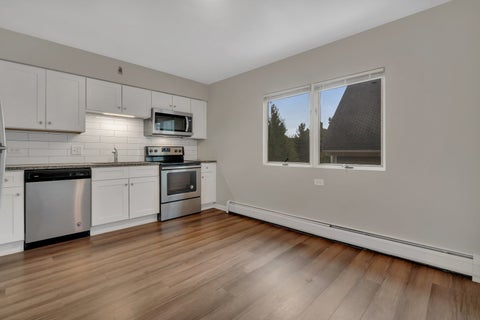 Tiny photo for 34 S Waiola Avenue #4, La Grange, IL 60525 (MLS # 12635248)