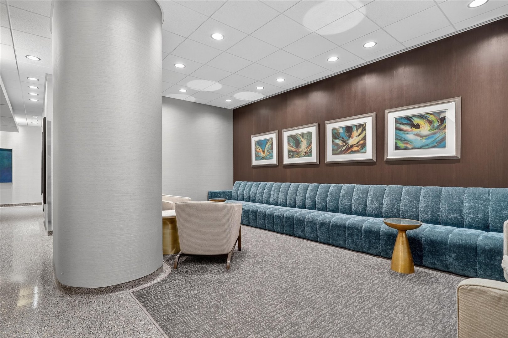 405 N WABASH Avenue 2915