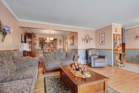 Tiny photo for 10701 S Nashville Avenue, Worth, IL 60482 (MLS # 12508109)