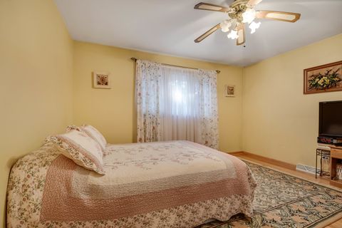 Tiny photo for 10701 S Nashville Avenue, Worth, IL 60482 (MLS # 12508109)