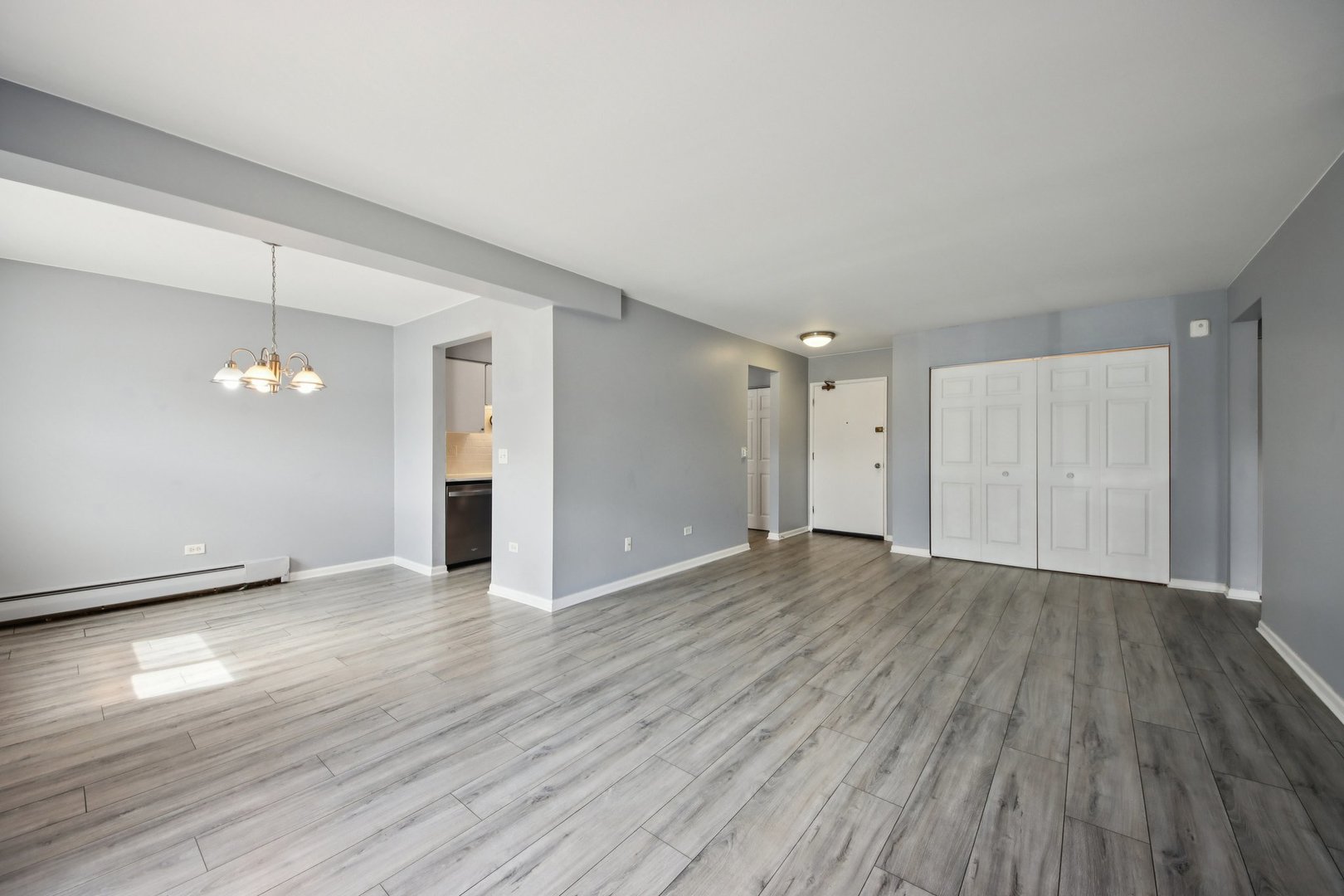 2515 E Olive Street 1E