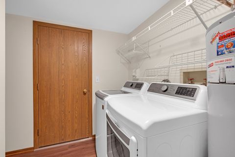 Tiny photo for 2031 Windmere Circle, Schaumburg, IL 60194 (MLS # 12628938)
