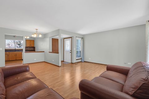 Tiny photo for 2031 Windmere Circle, Schaumburg, IL 60194 (MLS # 12628938)