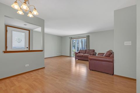 Tiny photo for 2031 Windmere Circle, Schaumburg, IL 60194 (MLS # 12628938)