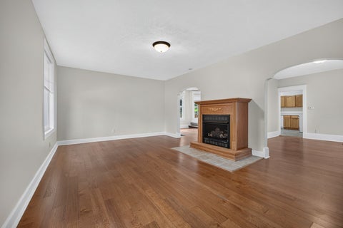 Tiny photo for 605 S Lee Street, Bloomington, IL 61701 (MLS # 12630966)